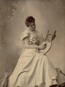 Actriz de teatro - Dama de Via Serragli (¡qué hermosa criatura!) de Unknown